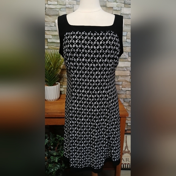 CHAPS Elegant Black and White Midi Dress XL - Picture 1 of 5
